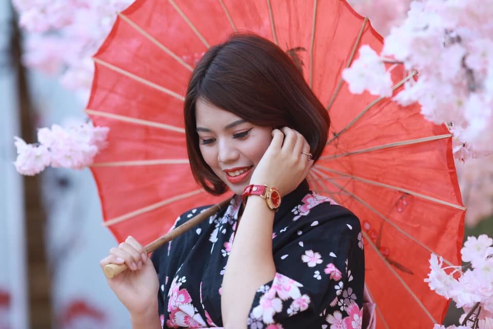 Phương Thanh - Cô gái 9x xinh đẹp, tài năng với thương hiệu Thanh Spa nổi tiếng